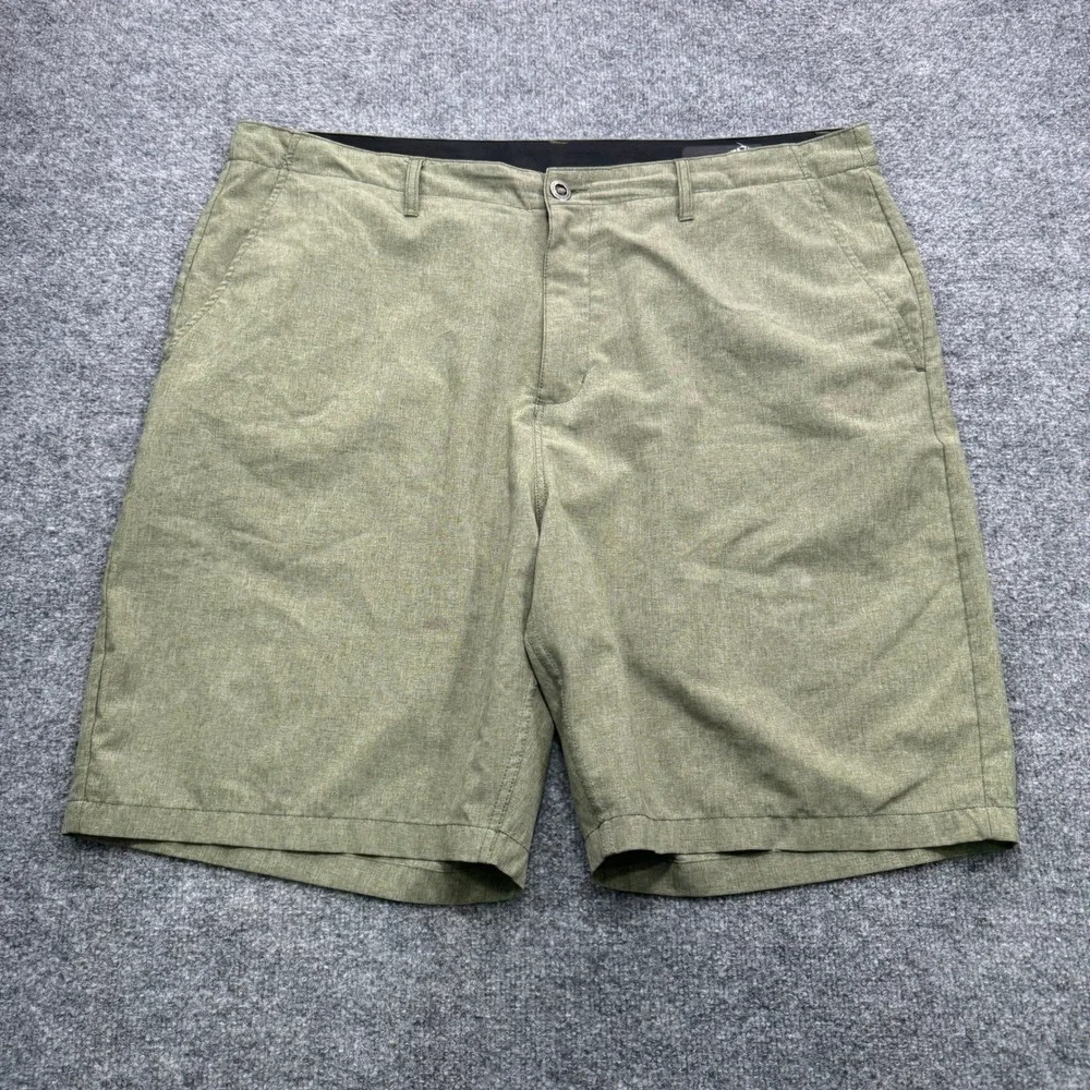 Volcom Surf & Turf Hybrid Shorts Mens 42 Green 10in Stretch Water Casual